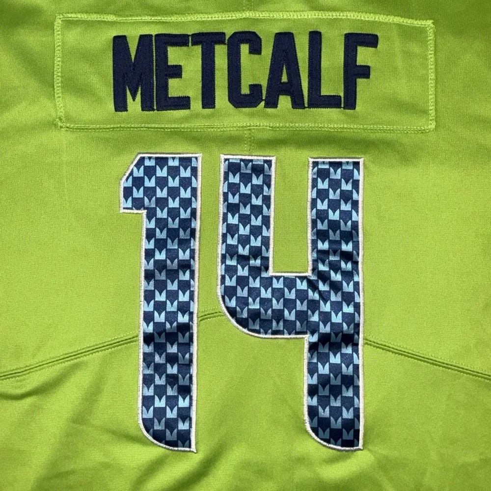 Men's Nike DK Metcalf Seattle Seahawks Alternate Jersey Size M
